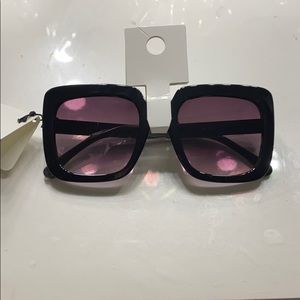 Square oversized sunglasses